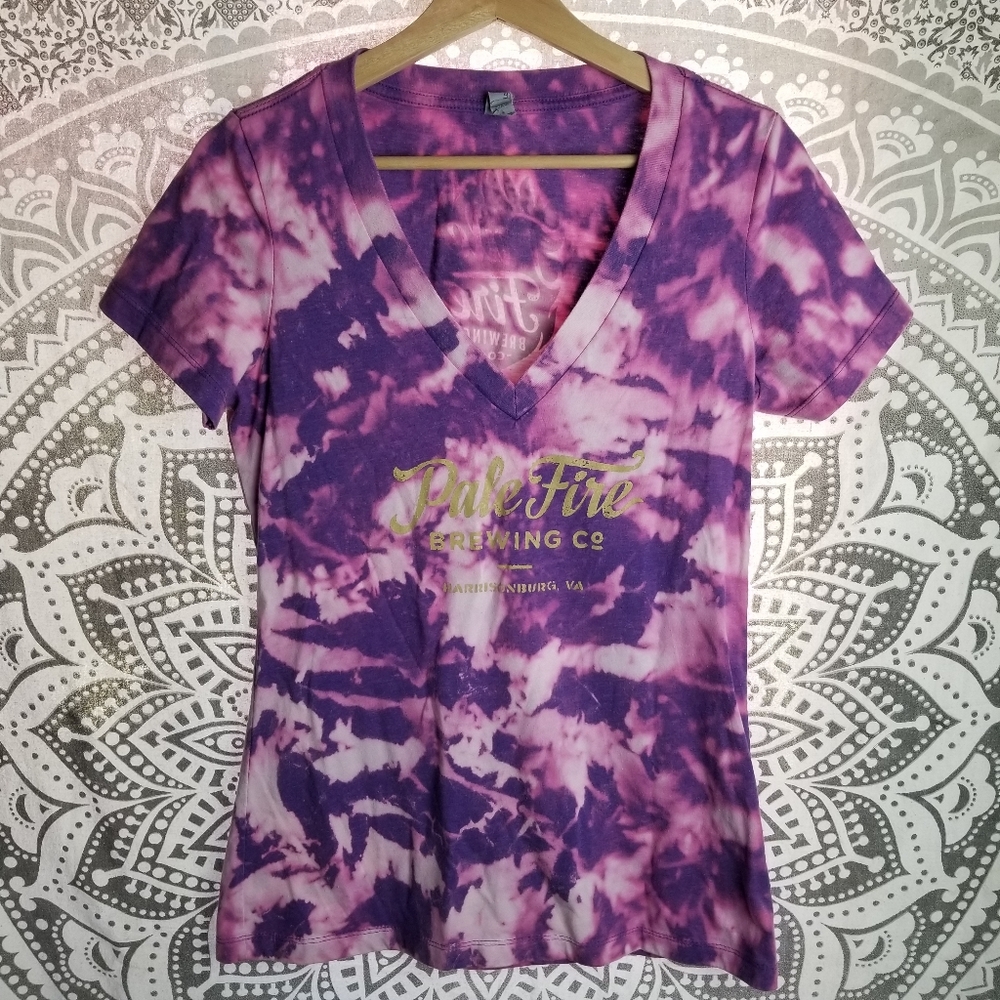 PALE FIRE TAPROOM BREWERY TEE BLEACH TIE DYE LARGE